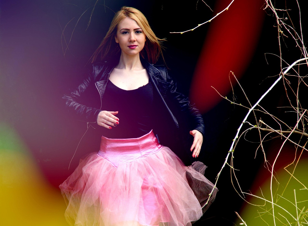 女演員婉，璀璨星輝下的獨特魅力展現(xiàn)