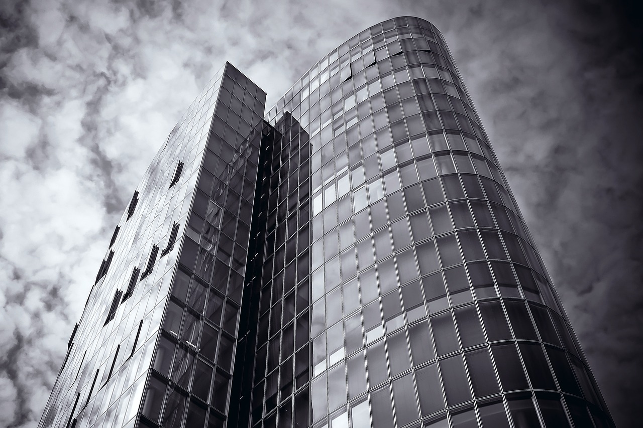 最新購房貸款利率深度解讀與影響分析，利率變化及市場趨勢分析