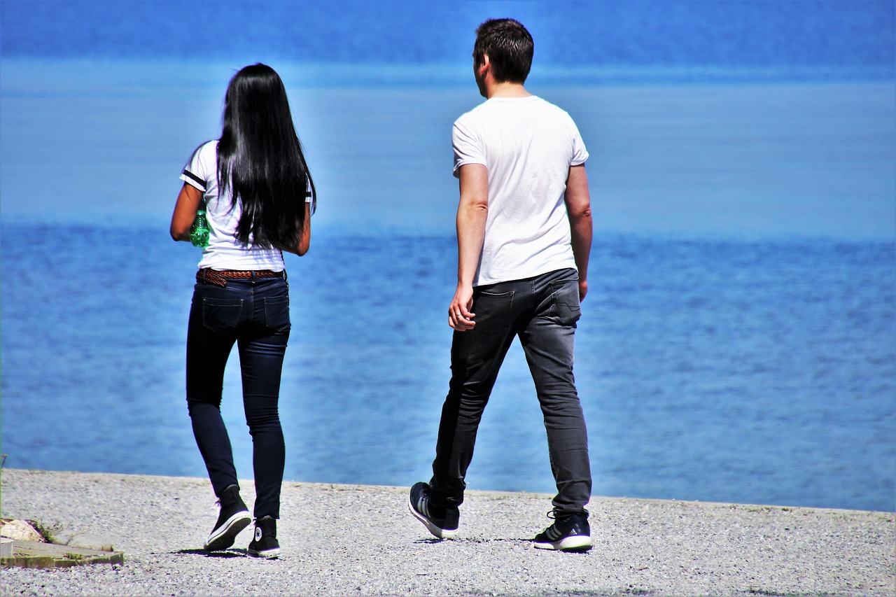 黃磊主演電視劇風(fēng)雪夜歸人，深度情感與獨特韻味探索