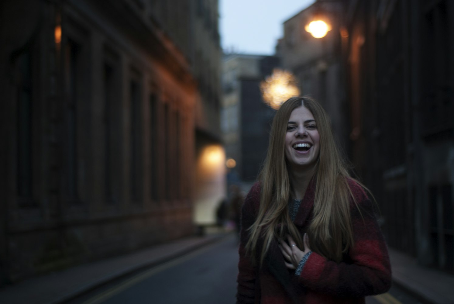 動(dòng)漫黑白頭像女，時(shí)尚與個(gè)性的完美融合頭像展現(xiàn)獨(dú)特魅力