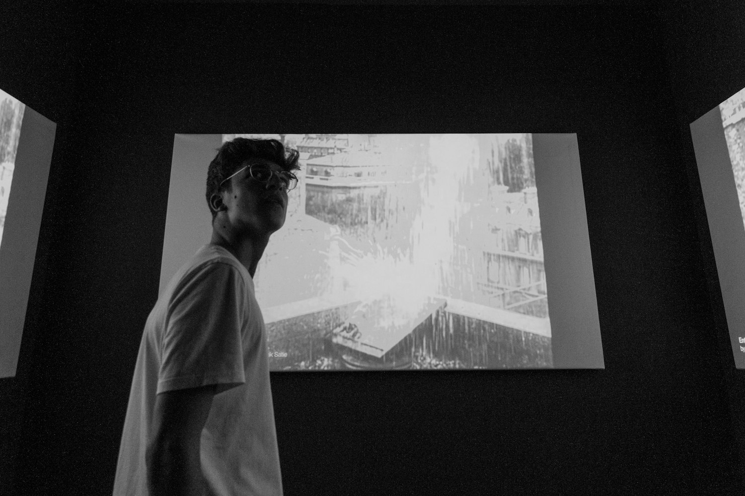 探索光影魅力之旅，如影隨形電影